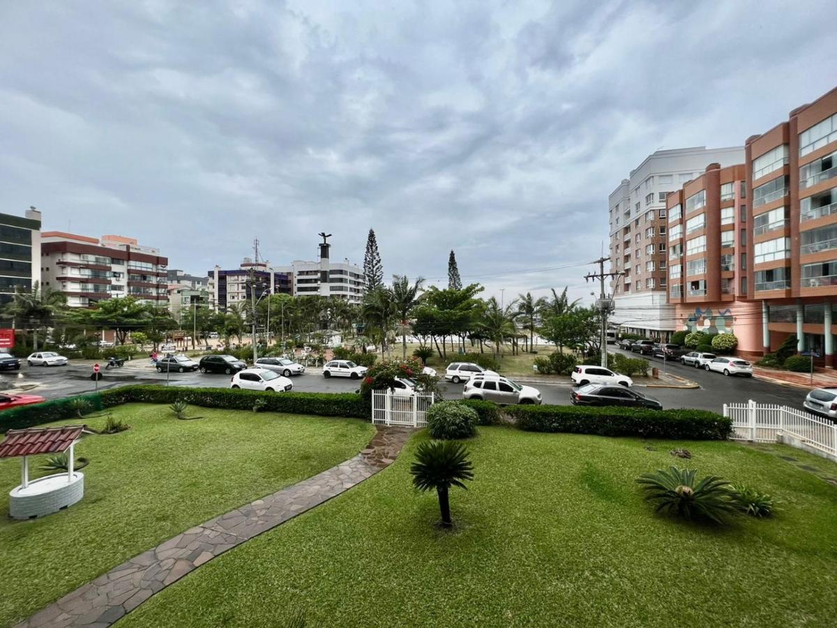 Apartamento charmoso na beira mar de Capão da Canoa Exterior foto